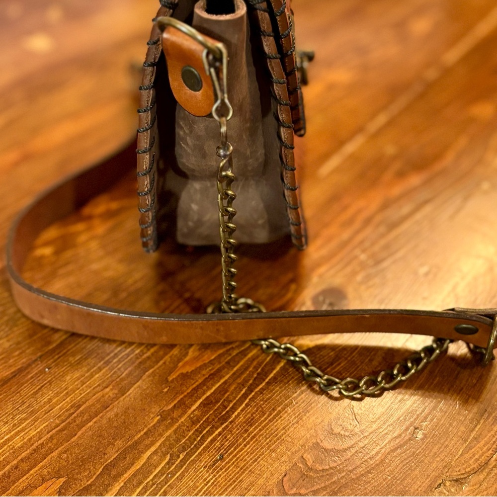 Jaac Arnold Genuine Leather Crossbody – Hecho en México - Picture 7 of 9